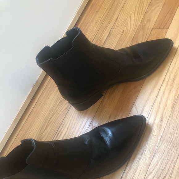 BRAND NEW BARNEYS NEW YORK 100% leather boots - Picture 2 of 5